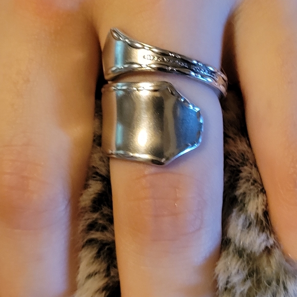 1902 Tiffany & Co Marquise Spoon Ring #17 - Picture 8 of 16